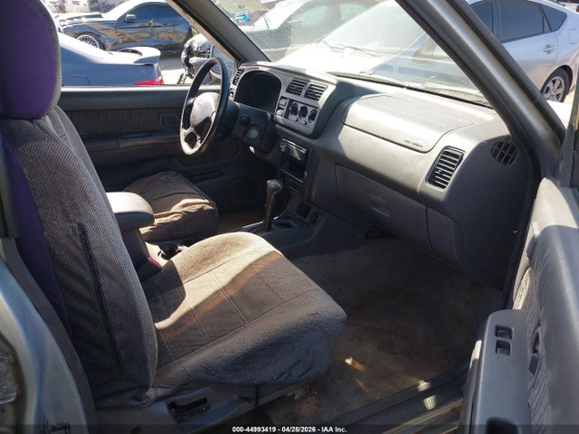 2000 Nissan Frontier Se-v6/xe-v6 მანქანა იყიდება აუქციონზე, vin: 1N6ED27T6YC309131, აუქციონის ნომერი: 44993419