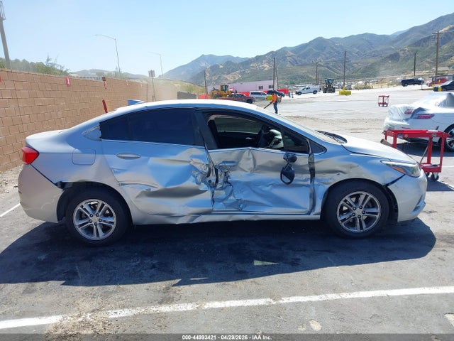 1G1BE5SM8J7239353 Chevrolet Cruze Lt Auto