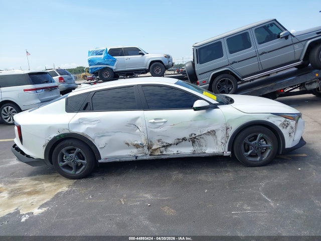 44993424 :رقم المزاد ، 3KPFT4DEXSE225325 vin ، 2025 Kia K4 Lxs مزاد بيع