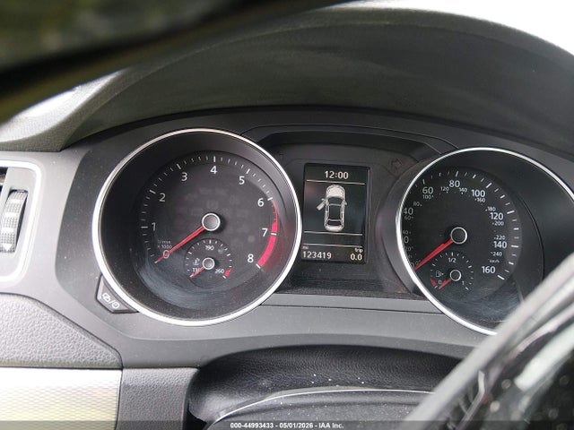44993433 :رقم المزاد ، 3VWDB7AJ0HM393872 vin ، 2017 Volkswagen Jetta 1.4t Se مزاد بيع
