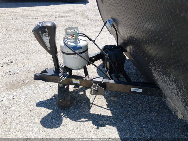 5ZT2CWFC8MJ126500 Coachmen Clipper