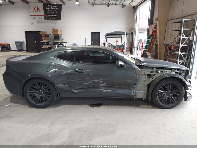 Продажа на аукционе авто 2017 Chevrolet Camaro 1lt, vin: 1G1FB1RX1H0166493, номер лота: 44993547