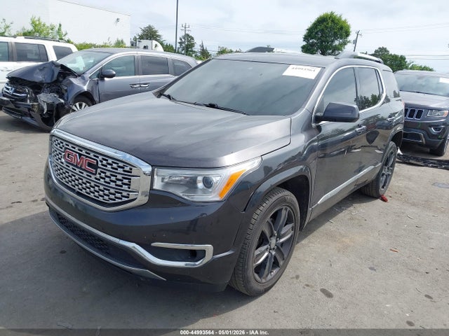 44993564 :رقم المزاد ، 1GKKNPLS4HZ199906 vin ، 2017 Gmc Acadia Denali مزاد بيع