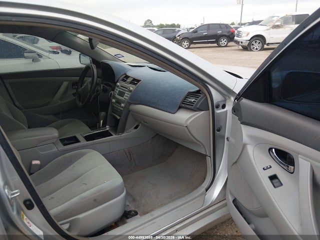 2007 Toyota Camry Hybrid მანქანა იყიდება აუქციონზე, vin: JTNBB46K573034765, აუქციონის ნომერი: 44993589