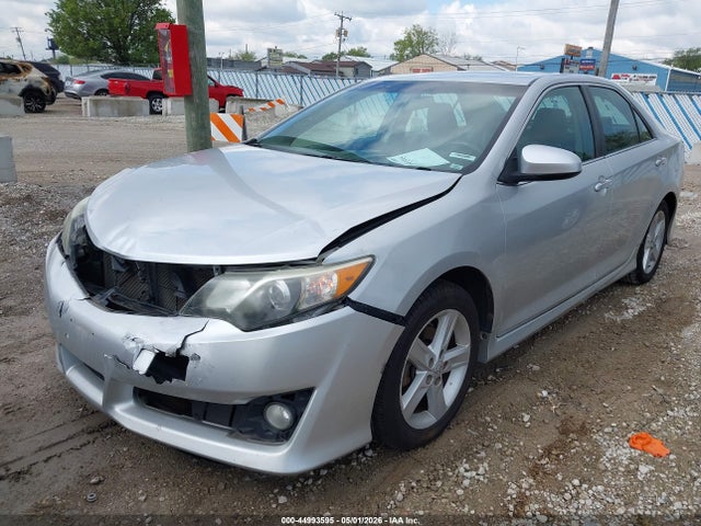 44993595 :رقم المزاد ، 4T1BF1FK0DU724562 vin ، 2013 Toyota Camry L/se/le/xle مزاد بيع