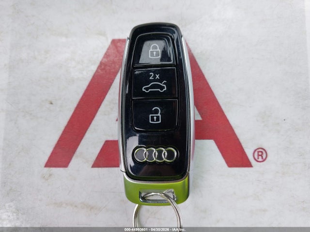 Продажа на аукционе авто 2024 Audi Q8 Prestige 55 Tfsi Quattro, vin: WA1FVBF17RD012315, номер лота: 44993601