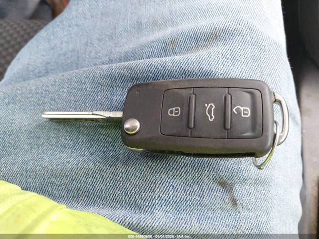 44993606 :رقم المزاد ، 3VW2K7AJ2EM233088 vin ، 2014 Volkswagen Jetta 2.0l S مزاد بيع