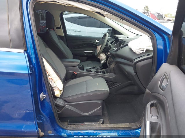 44993611 :رقم المزاد ، 1FMCU9GD5JUB53929 vin ، 2018 Ford Escape Se مزاد بيع