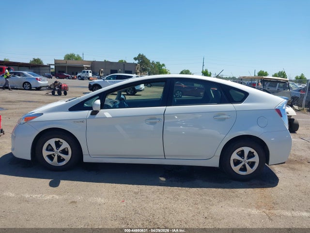 Продаж на аукціоні авто 2015 Toyota Prius Four, vin: JTDKN3DU0F1914664, номер лоту: 44993631