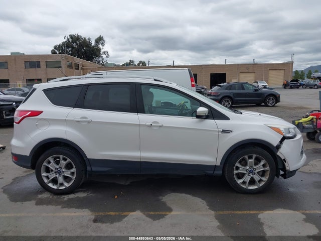 Продаж на аукціоні авто 2016 Ford Escape Titanium, vin: 1FMCU0J95GUA76391, номер лоту: 44993643