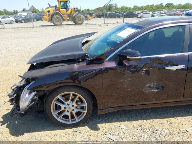 44993656 :رقم المزاد ، 1N4AA5APXBC836223 vin ، 2011 Nissan Maxima 3.5 Sv مزاد بيع