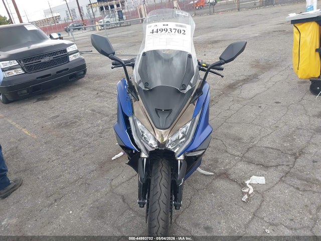 RFBSAT542PB610342 Kymco Usa Inc Ak 550