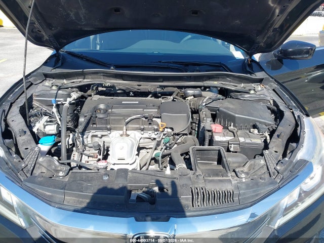 Продажа на аукционе авто 2017 Honda Accord Sport, vin: 1HGCR2F5XHA185599, номер лота: 44993714