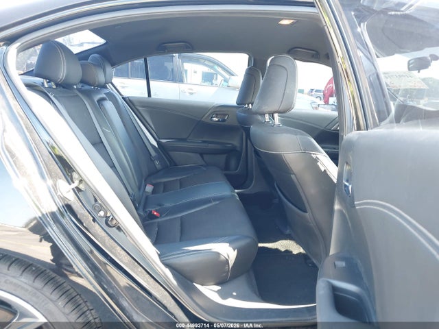 Продажа на аукционе авто 2017 Honda Accord Sport, vin: 1HGCR2F5XHA185599, номер лота: 44993714