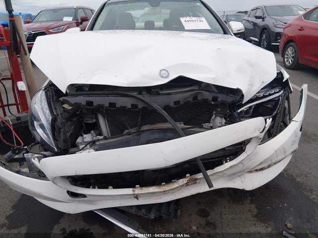 Aukcja sprzedaży 2016 Mercedes-benz C 300 4matic, vin: 55SWF4KB1GU112511, numer aukcji: 44993741