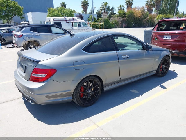 WDDGJ7HBXFG430554 Mercedes-Benz C 63 Amg