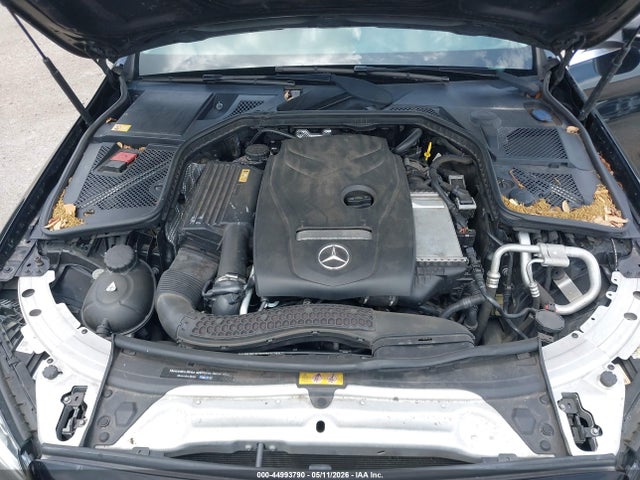 44993790 :رقم المزاد ، 55SWF4KBXFU034504 vin ، 2015 Mercedes-benz C 300 4matic مزاد بيع