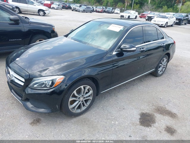44993790 :رقم المزاد ، 55SWF4KBXFU034504 vin ، 2015 Mercedes-benz C 300 4matic مزاد بيع