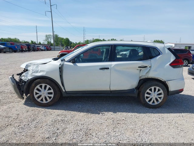 Nissan ROGUE S 2017 KNMAT2MV7HP549291 Image 15