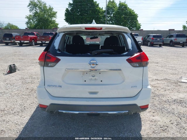 Nissan ROGUE S 2017 KNMAT2MV7HP549291 Image 17