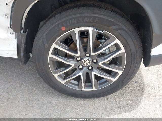 Toyota Corolla Cross Xle 2026 7MUEAAAGXTV168577 Image 18