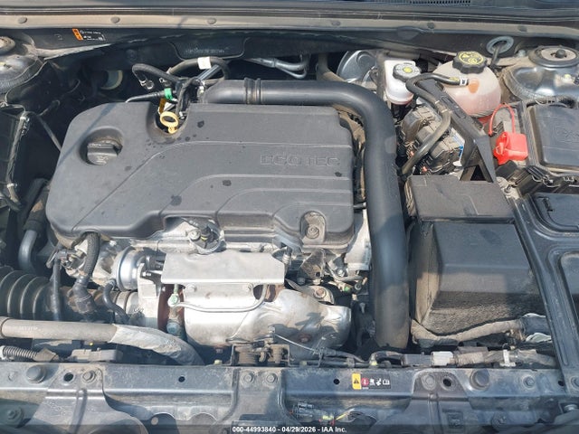1G1ZG5ST0MF084744 Chevrolet Malibu Fwd Rs