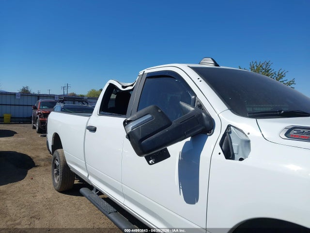 3C6UR5HJ3TG217289 RAM 2500 Tradesman 4x4 8&#039; Box