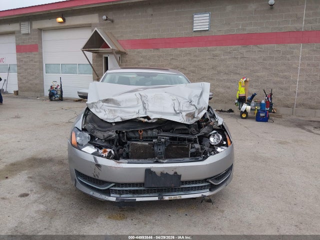 Aukcja sprzedaży 2013 Volkswagen Passat 2.5l Se, vin: 1VWBP7A38DC005714, numer aukcji: 44993846