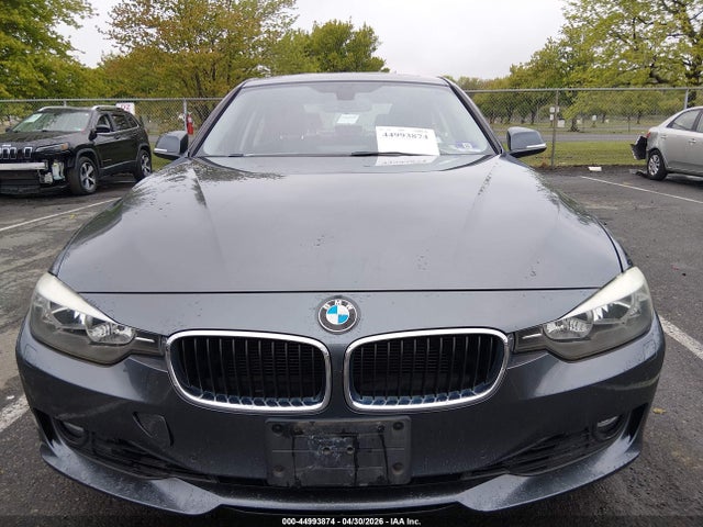 BMW 328i Xdrive 2015 WBA3B3G52FNR85470 Image 12
