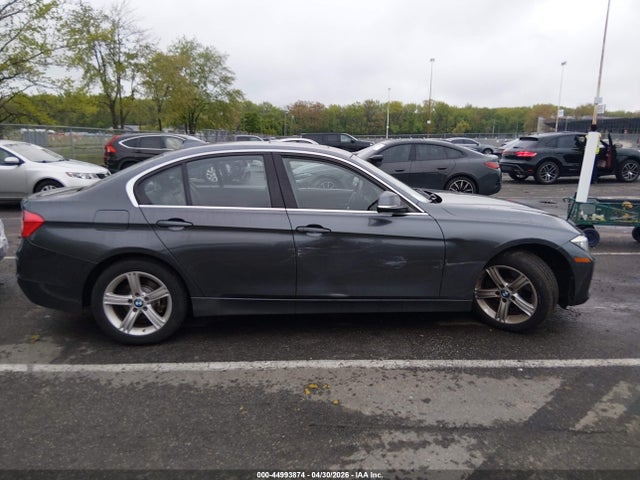 BMW 328i Xdrive 2015 WBA3B3G52FNR85470 Image 13