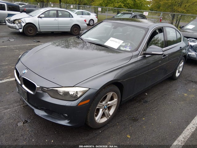 BMW 328i Xdrive 2015 WBA3B3G52FNR85470 Image 2