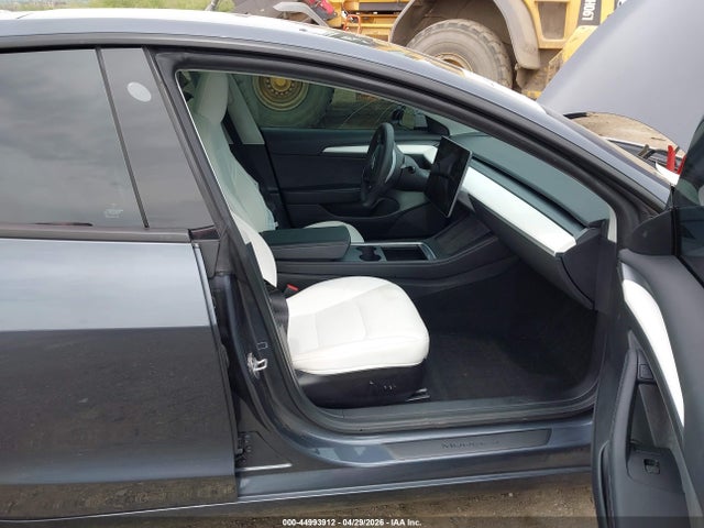 2022 Tesla Model 3 Rear-wheel Drive მანქანა იყიდება აუქციონზე, vin: 5YJ3E1EA2NF320970, აუქციონის ნომერი: 44993912