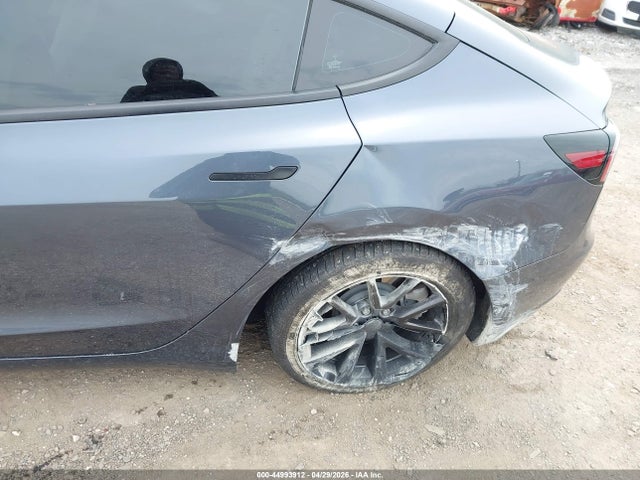 2022 Tesla Model 3 Rear-wheel Drive მანქანა იყიდება აუქციონზე, vin: 5YJ3E1EA2NF320970, აუქციონის ნომერი: 44993912