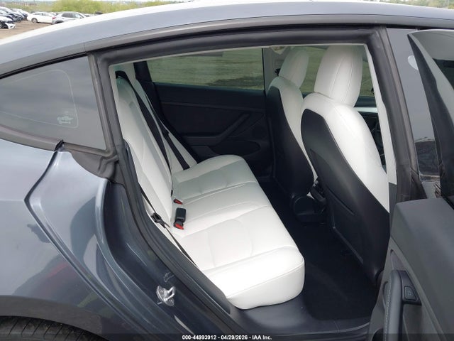 2022 Tesla Model 3 Rear-wheel Drive მანქანა იყიდება აუქციონზე, vin: 5YJ3E1EA2NF320970, აუქციონის ნომერი: 44993912