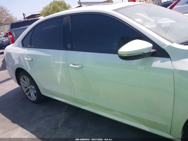Aukcja sprzedaży 2019 Volkswagen Passat 2.0t Wolfsburg Edition, vin: 1VWLA7A30KC000512, numer aukcji: 44993933