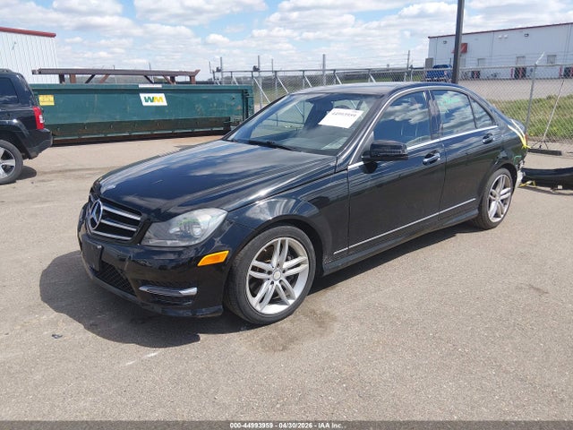 2014 Mercedes-benz C 300 Sport 4matic მანქანა იყიდება აუქციონზე, vin: WDDGF8AB6EA949121, აუქციონის ნომერი: 44993959