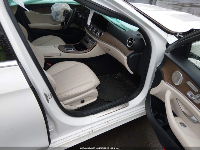 44994005 :رقم المزاد ، W1KZF8EB0MA982973 vin ، 2021 Mercedes-benz E 350 4matic مزاد بيع