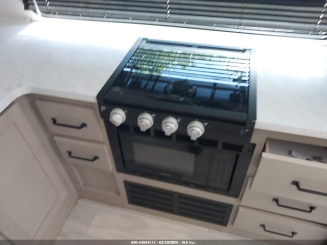 Grand Design Other 2025 573TM3026S1221435 Image 14