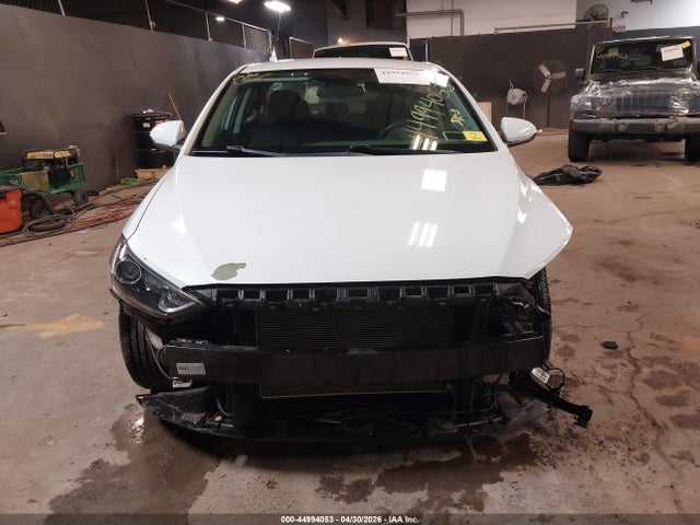 Продаж на аукціоні авто 2018 Hyundai Elantra Se, vin: 5NPD74LF4JH285410, номер лоту: 44994053