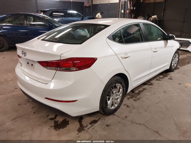 Продаж на аукціоні авто 2018 Hyundai Elantra Se, vin: 5NPD74LF4JH285410, номер лоту: 44994053