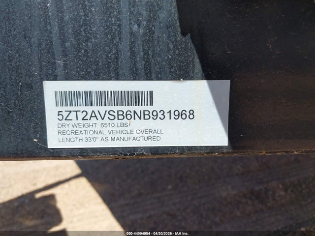44994054 :رقم المزاد ، 5ZT2AVSB6NB931968 vin ، 2022 Forest River Avenger مزاد بيع
