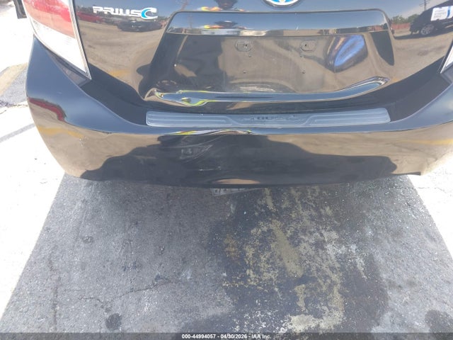 JTDKDTB38F1575651 Toyota Prius C Two