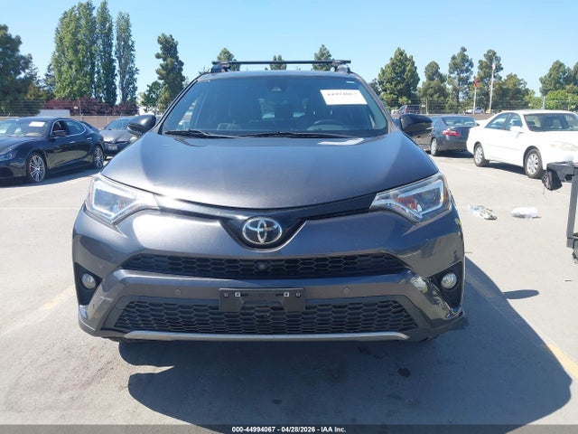 JTMJFREV7HJ158224 Toyota RAV4 SE