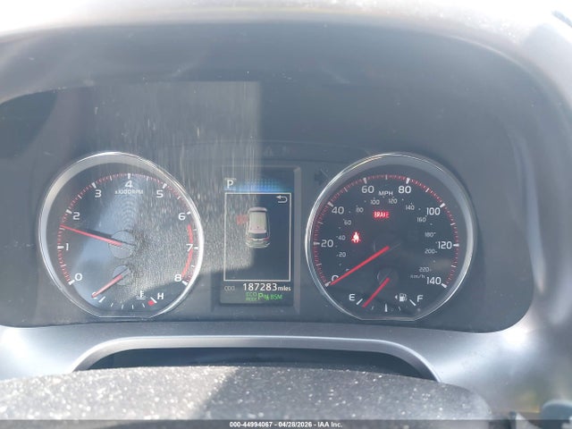 JTMJFREV7HJ158224 Toyota RAV4 SE