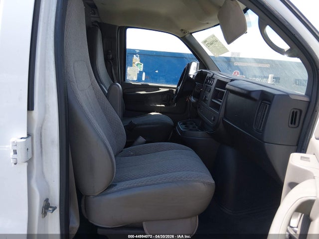 Chevrolet Express 2500 Work Van 2014 1GCWGFCA5E1129415 Image 5