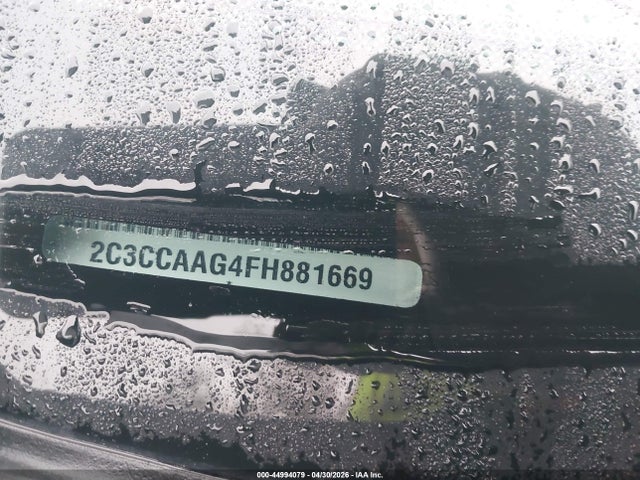2015 Chrysler 300 Limited მანქანა იყიდება აუქციონზე, vin: 2C3CCAAG4FH881669, აუქციონის ნომერი: 44994079