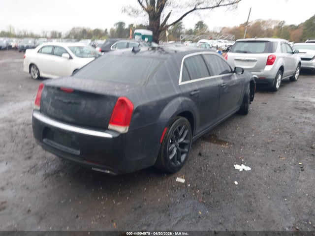 2015 Chrysler 300 Limited მანქანა იყიდება აუქციონზე, vin: 2C3CCAAG4FH881669, აუქციონის ნომერი: 44994079