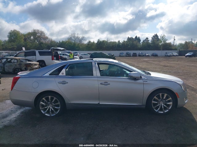 44994095 :رقم المزاد ، 2G61R5S33F9196256 vin ، 2015 Cadillac Xts Premium مزاد بيع