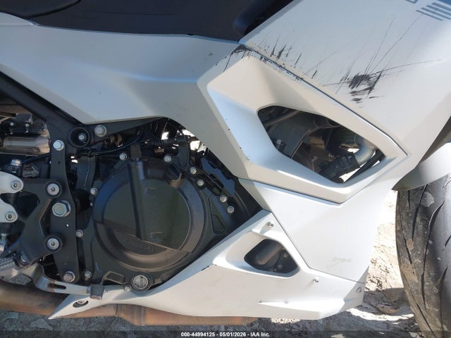 ML5EXGH18SDA60379 Kawasaki Ex500 H