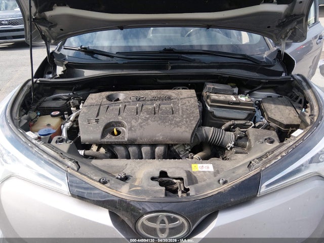 Toyota C-HR XLE 2019 NMTKHMBX2KR079981 Image 10